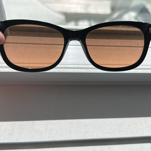 Tory Burch sunglasses - Picture 3 of 3